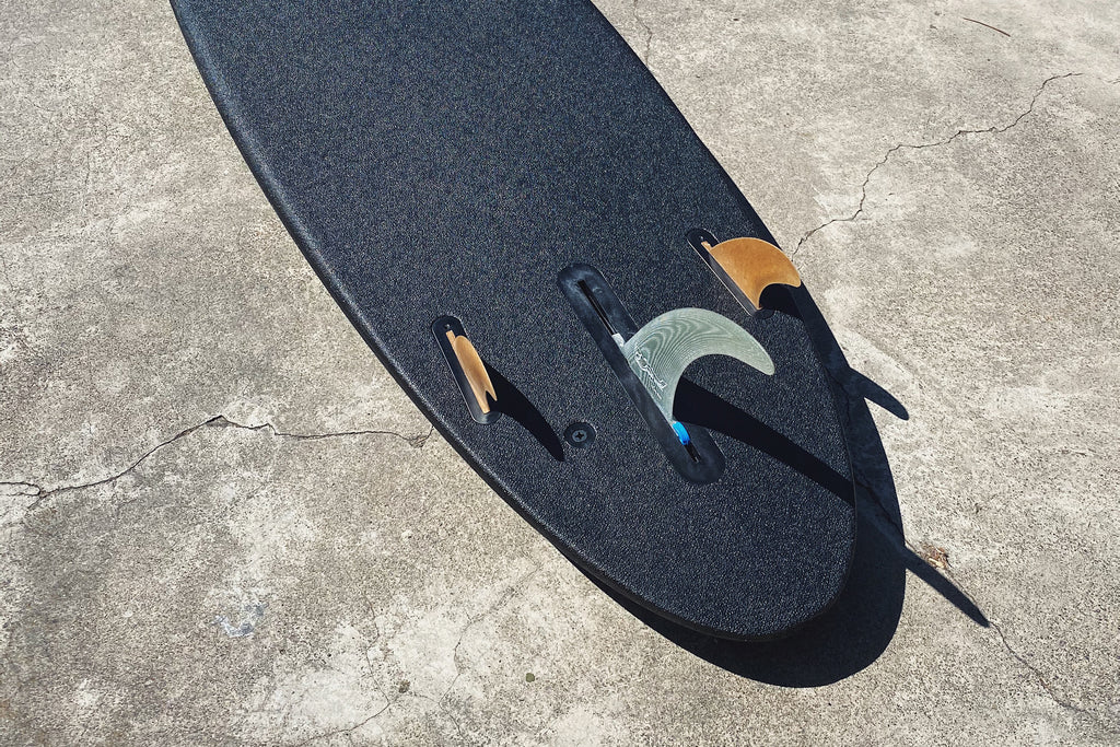 Installing Surfboard Fins